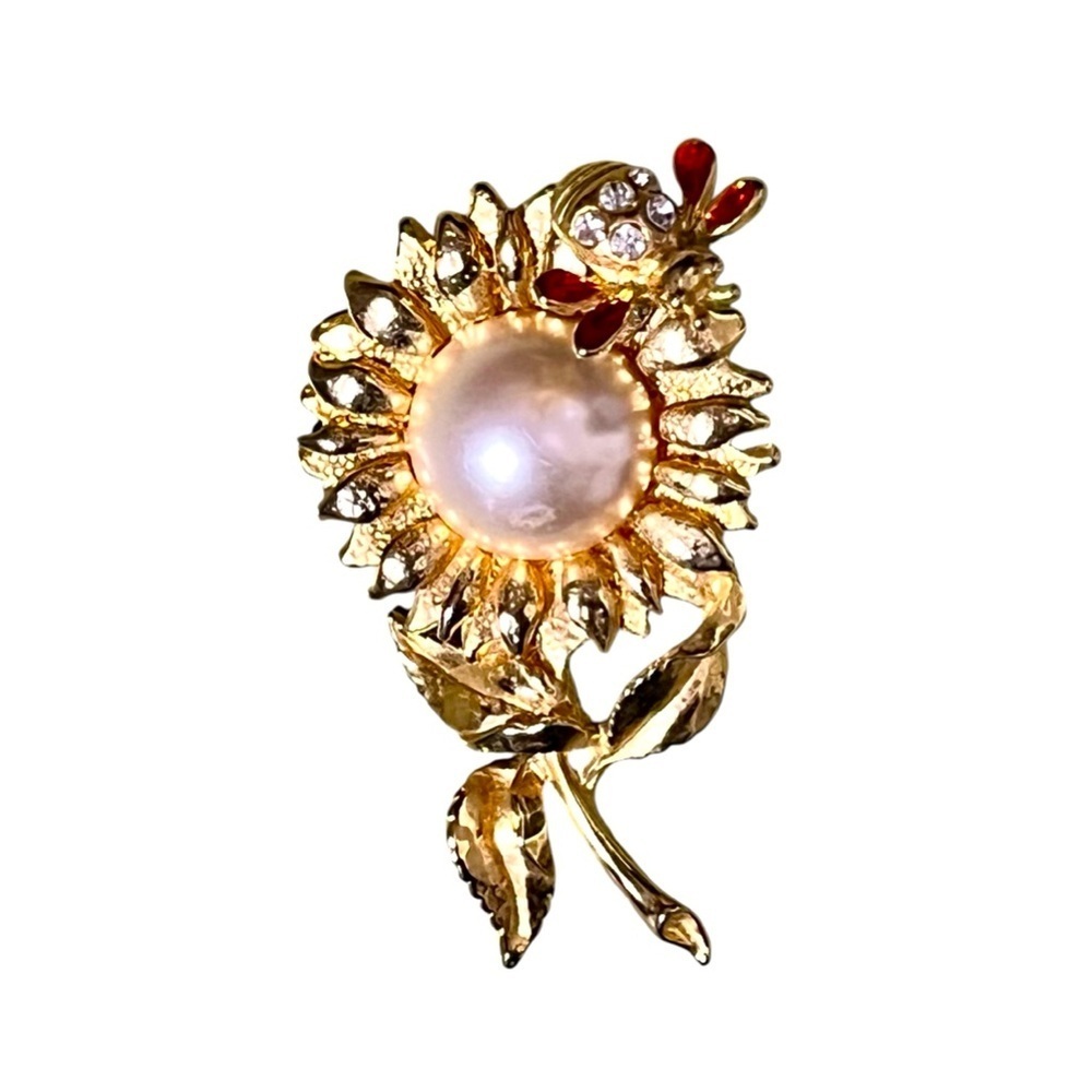 Vintage Unmarked Sunflower With Faux Pearl & Bee Gold Tone Brooch
